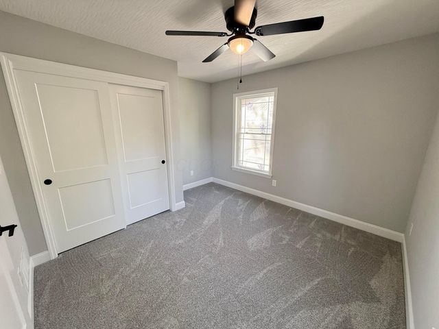 13176 Oak Road NE, Thornville, OH 43076