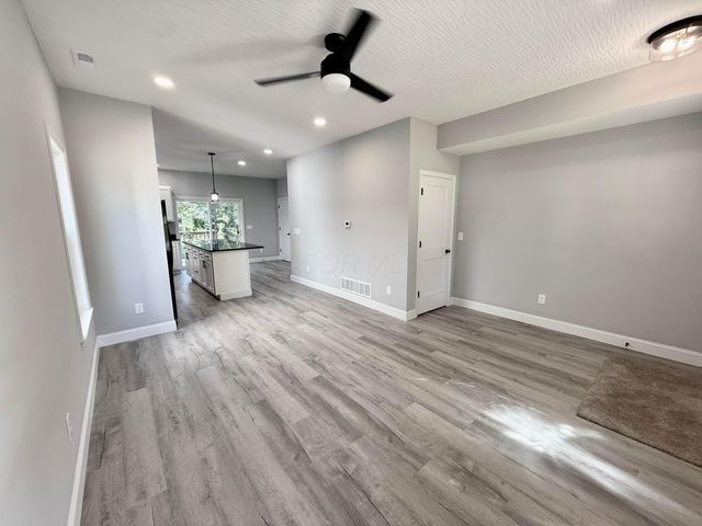 13176 Oak Road NE, Thornville, OH 43076