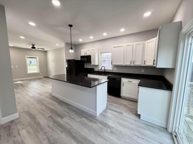 13176 Oak Road NE, Thornville, OH 43076