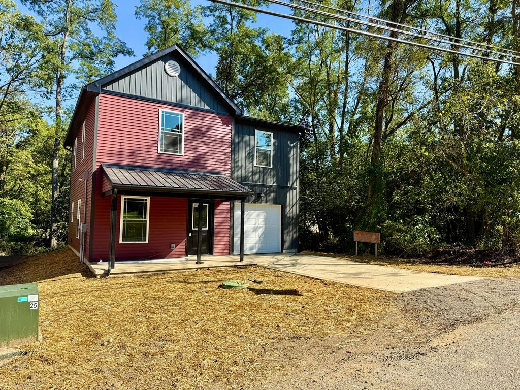 13176 Oak Road NE, Thornville, OH 43076