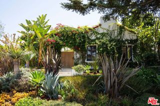 140 N Plymouth Boulevard, Los Angeles, CA 90004