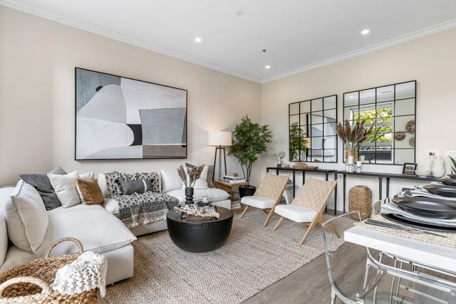 133 S Ashland Avenue 227, Chicago, IL 60607