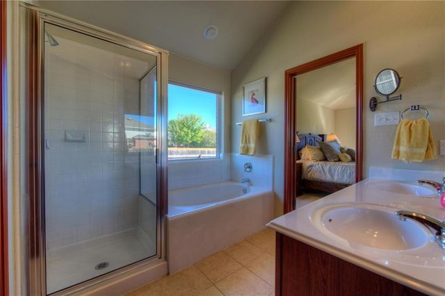 2206 Brittway LN, Cedar Park, TX 78613