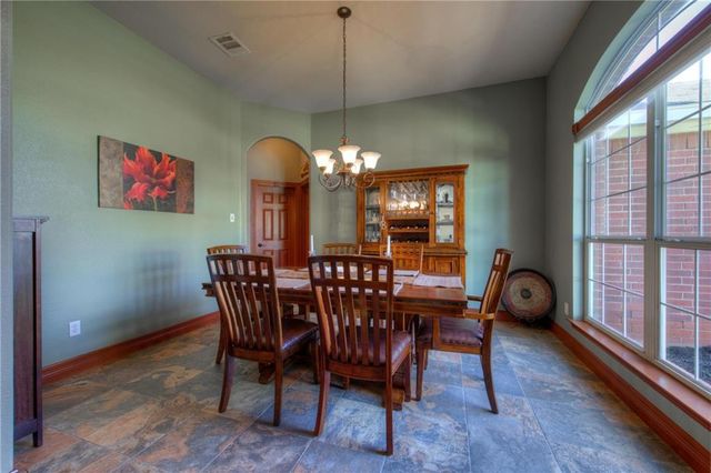 2206 Brittway LN, Cedar Park, TX 78613