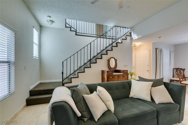 3932 Lincoln Road, Las Vegas, NV 89115