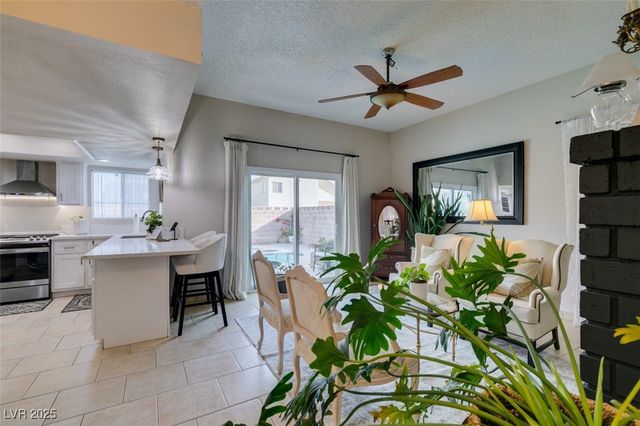 3932 Lincoln Road, Las Vegas, NV 89115