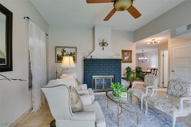 3932 Lincoln Road, Las Vegas, NV 89115