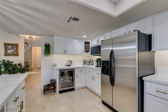 3932 Lincoln Road, Las Vegas, NV 89115