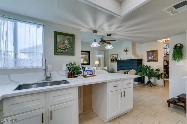 3932 Lincoln Road, Las Vegas, NV 89115