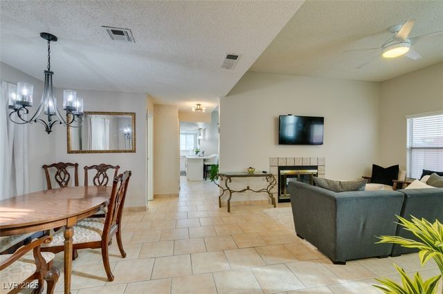 3932 Lincoln Road, Las Vegas, NV 89115