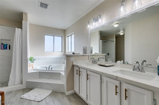 3932 Lincoln Road, Las Vegas, NV 89115