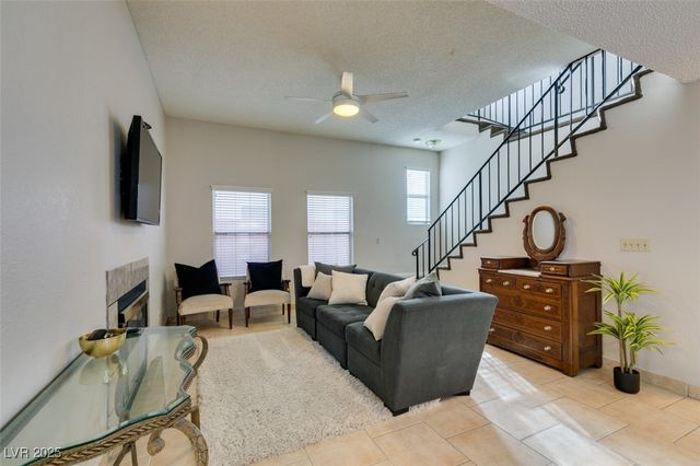 3932 Lincoln Road, Las Vegas, NV 89115