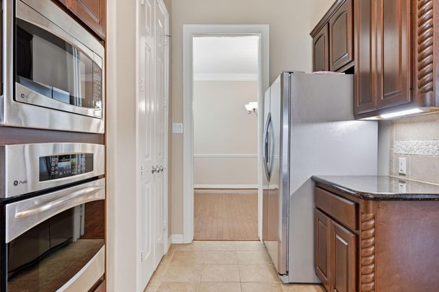 14450 Basalt Lane, Houston, TX 77077