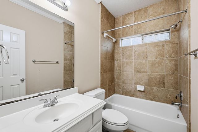 14450 Basalt Lane, Houston, TX 77077