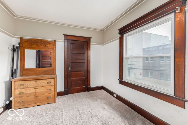 1102 N Oakland Avenue, Indianapolis, IN 46201