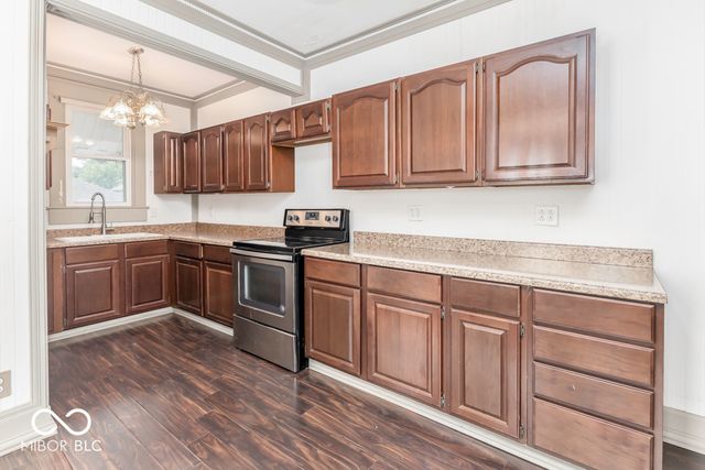 1102 N Oakland Avenue, Indianapolis, IN 46201