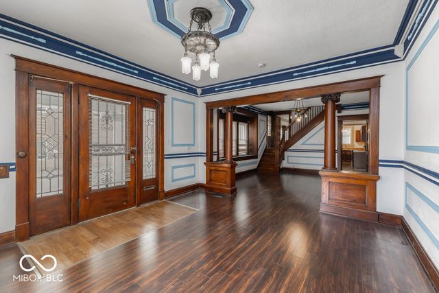 1102 N Oakland Avenue, Indianapolis, IN 46201