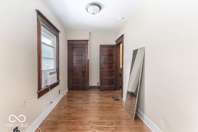 1102 N Oakland Avenue, Indianapolis, IN 46201