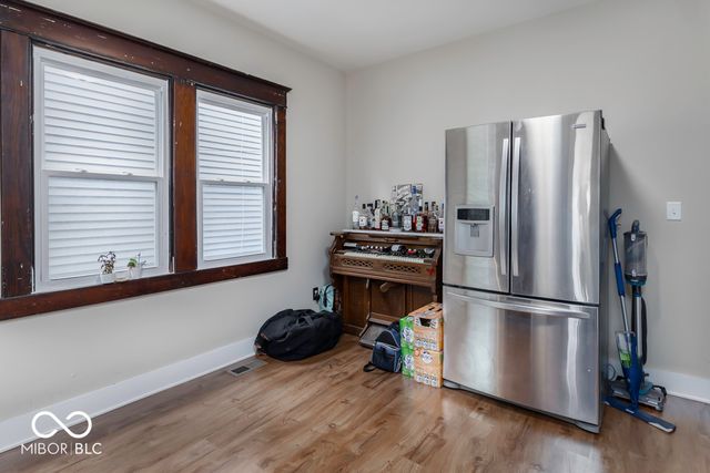 1102 N Oakland Avenue, Indianapolis, IN 46201