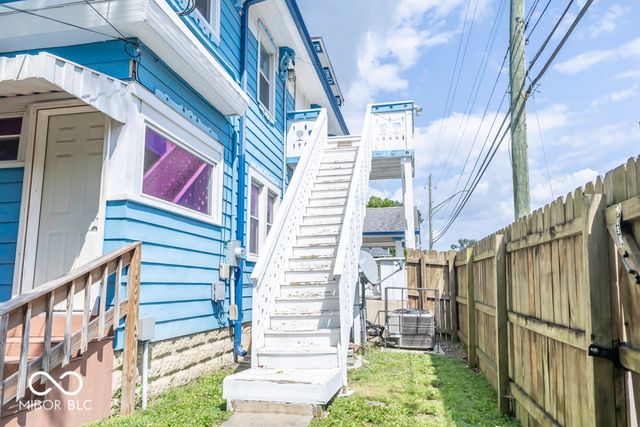 1102 N Oakland Avenue, Indianapolis, IN 46201