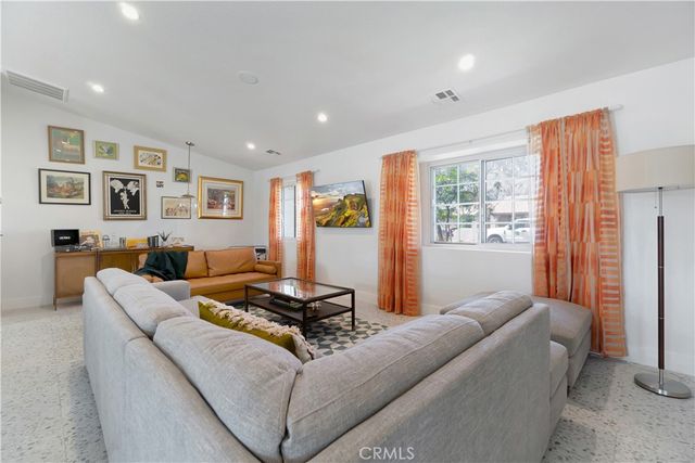 2280 Acacia W, Palm Springs, CA 92262