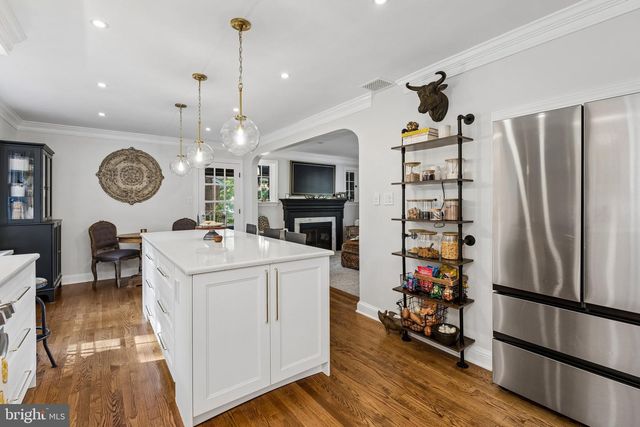 2700 S GRANT ST, Arlington, VA 22202