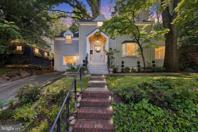 2700 S GRANT ST, Arlington, VA 22202