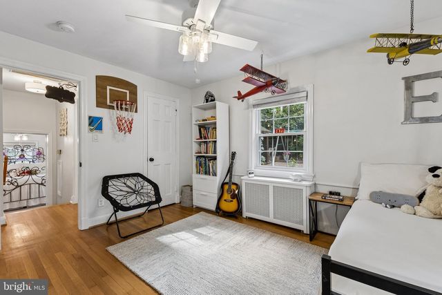2700 S GRANT ST, Arlington, VA 22202
