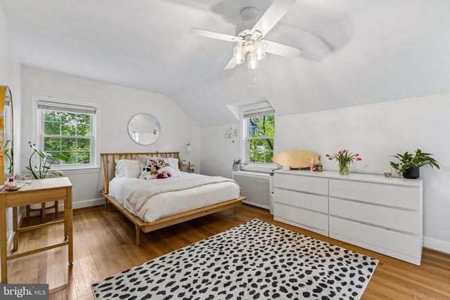 2700 S GRANT ST, Arlington, VA 22202