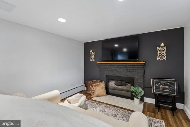 2700 S GRANT ST, Arlington, VA 22202