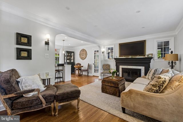 2700 S GRANT ST, Arlington, VA 22202