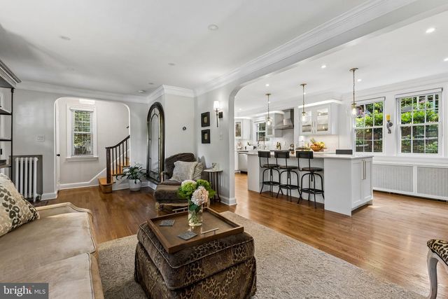 2700 S GRANT ST, Arlington, VA 22202