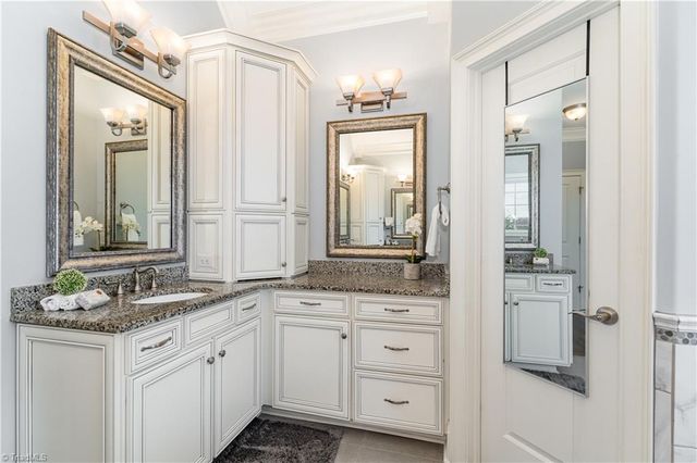 4824 Summer Hill Way, Winston-salem, NC 27106