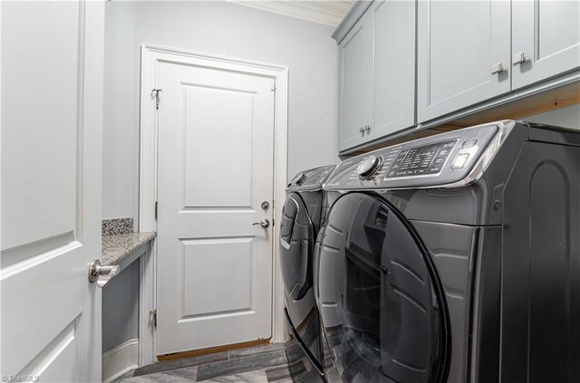 4824 Summer Hill Way, Winston-salem, NC 27106