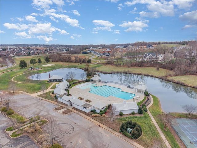 4824 Summer Hill Way, Winston-salem, NC 27106