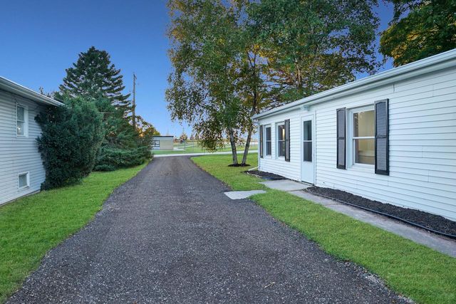 4521 Moenning ROAD, Sheboygan, WI 53081