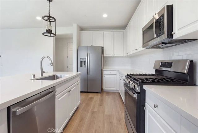 2807 Moonshimmer, Hemet, CA 92543