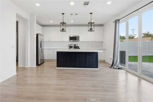 2807 Moonshimmer, Hemet, CA 92543