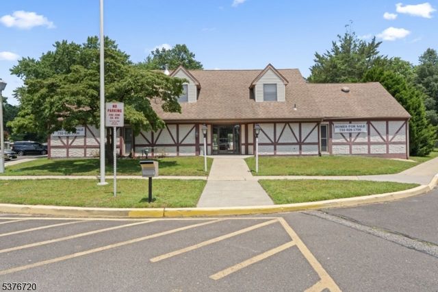 131 Douglas Dr, Jackson Twp., NJ 08527