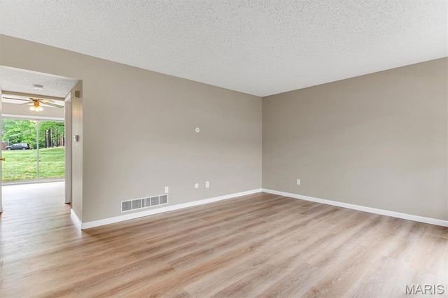 812 Highland Hill Court B, St Peters, MO 63376