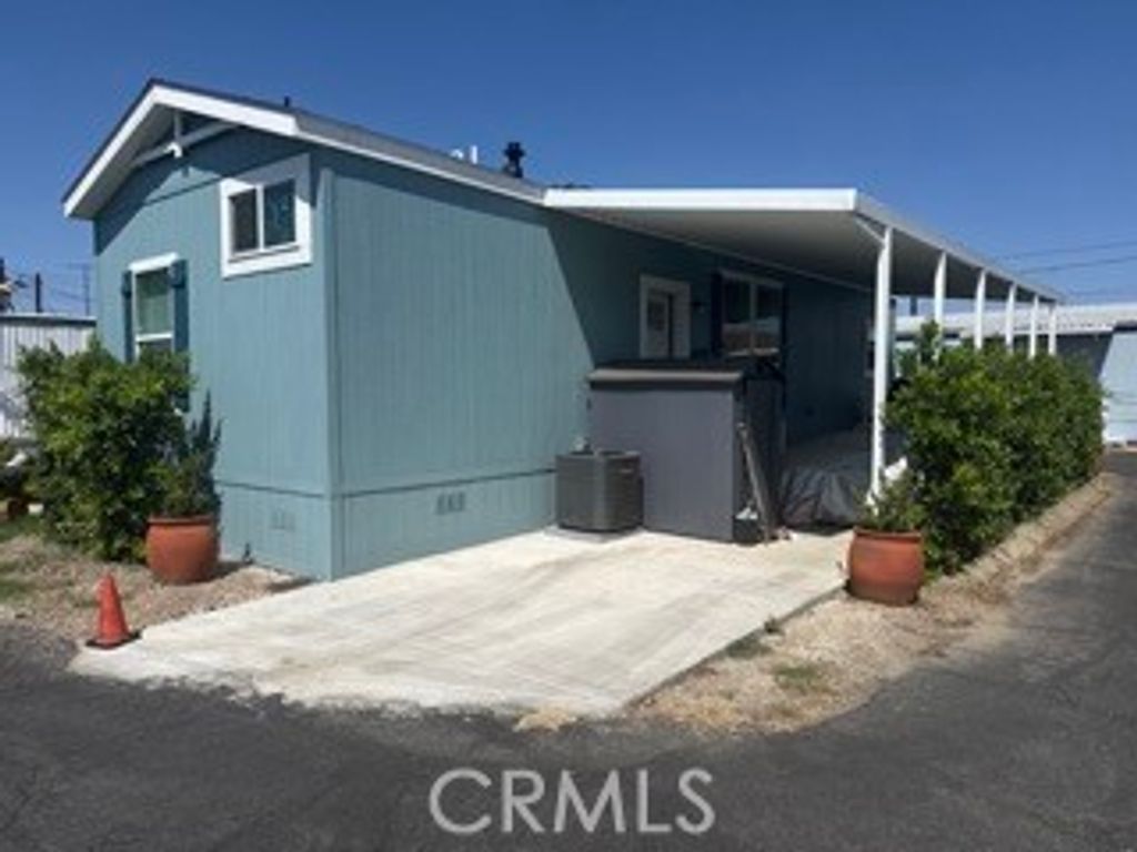 9023 Rose Street C-12, Bellflower, CA 90706 — photo 2