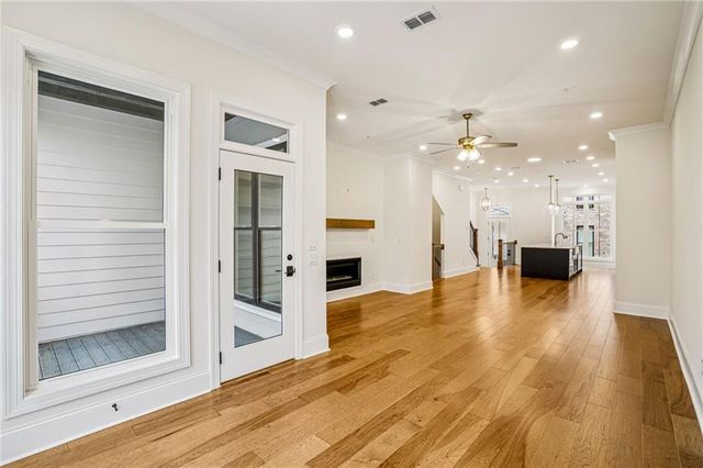 310 Crimson Pine Alley 10, Alpharetta, GA 30009
