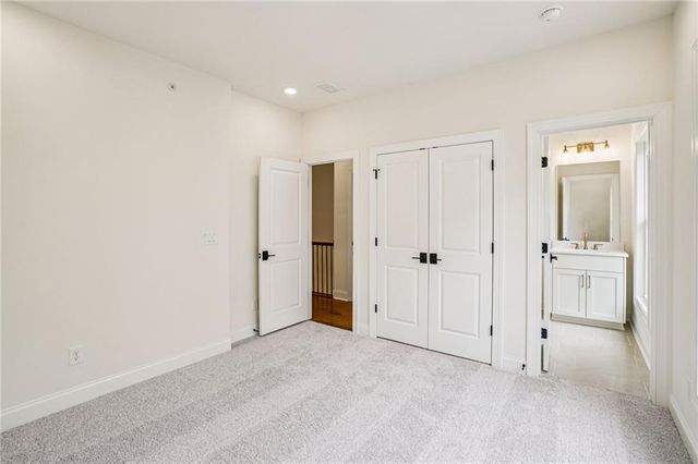 310 Crimson Pine Alley 10, Alpharetta, GA 30009
