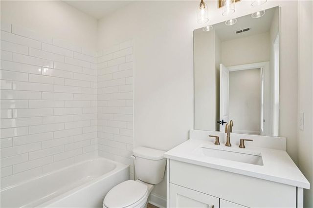 310 Crimson Pine Alley 10, Alpharetta, GA 30009