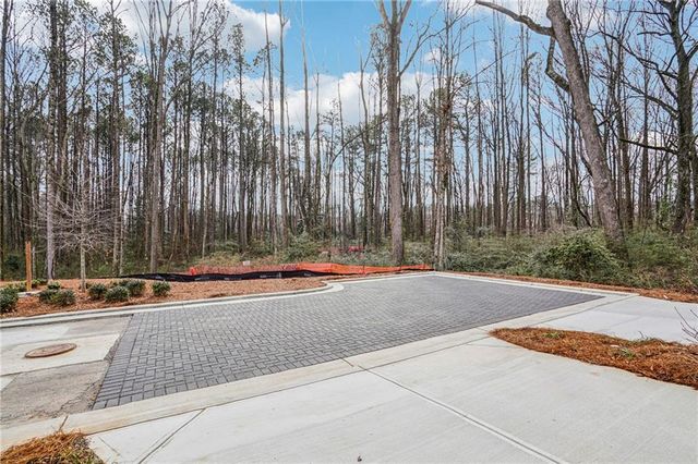310 Crimson Pine Alley 10, Alpharetta, GA 30009