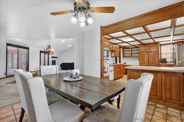 2616 Chapel Hill, Bartlesville, OK 74006