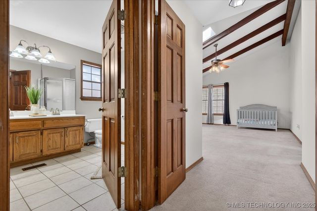 2616 Chapel Hill, Bartlesville, OK 74006