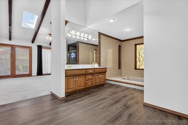 2616 Chapel Hill, Bartlesville, OK 74006