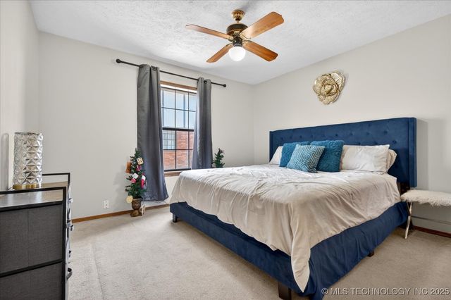 2616 Chapel Hill, Bartlesville, OK 74006