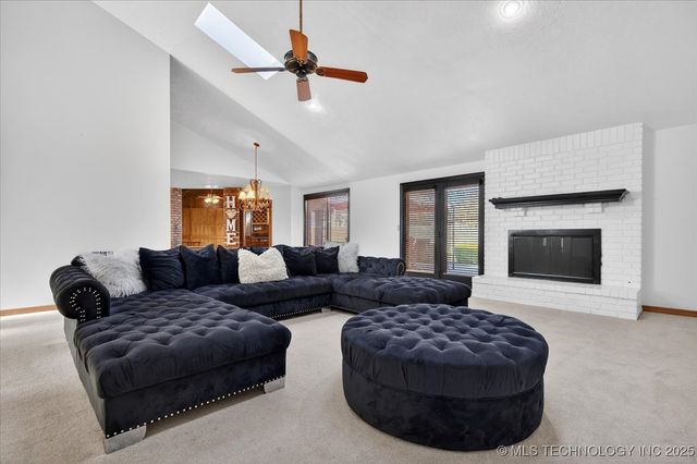 2616 Chapel Hill, Bartlesville, OK 74006